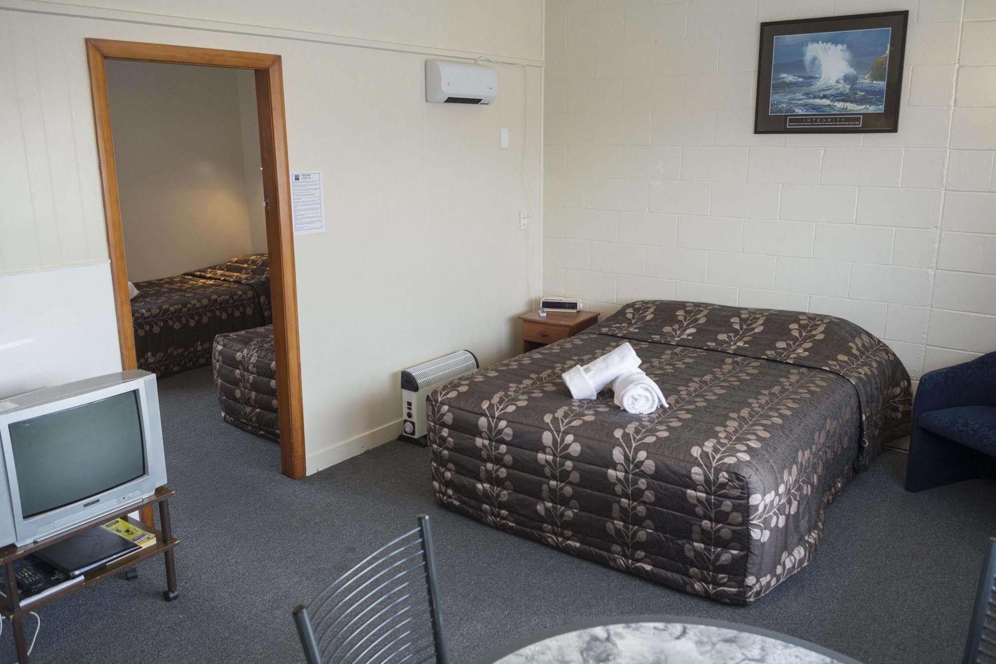Feilding Motel Екстер'єр фото