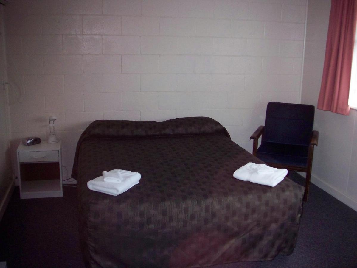Feilding Motel Екстер'єр фото